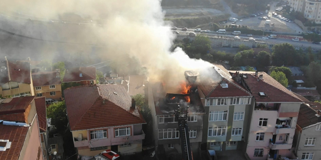 Üsküdar'da korkutan yangın!