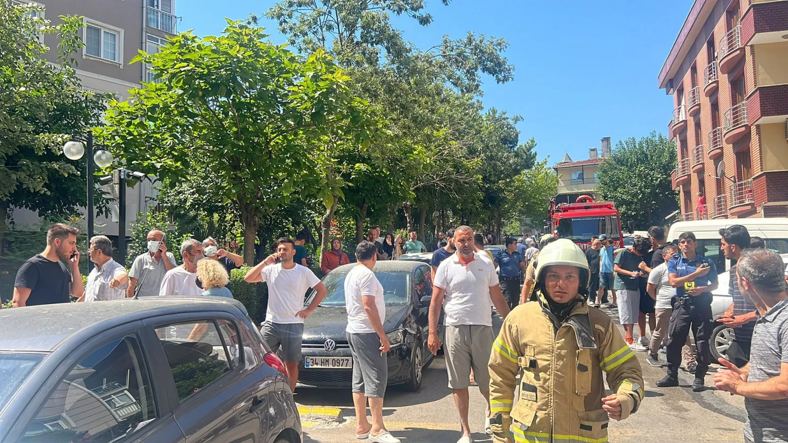Üsküdar'da patlama! Olay yerine itfaiye ve sağlık ekipleri sevk edildi