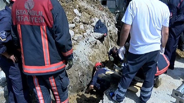 Üsküdar’da toprak kayması meydana geldi