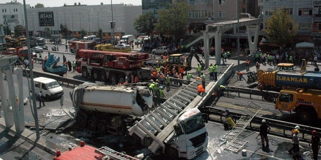 Üst geçide çarpan tanker şoförü yakalandı
