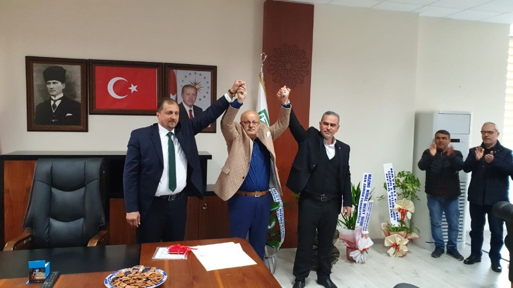 Usta görevi Sargın’dan teslim aldı 