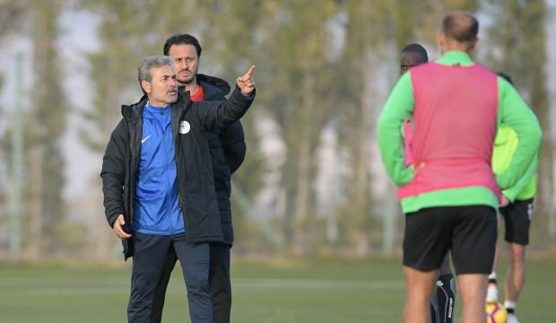 Usta hoca Kocaman iş başı yaptı