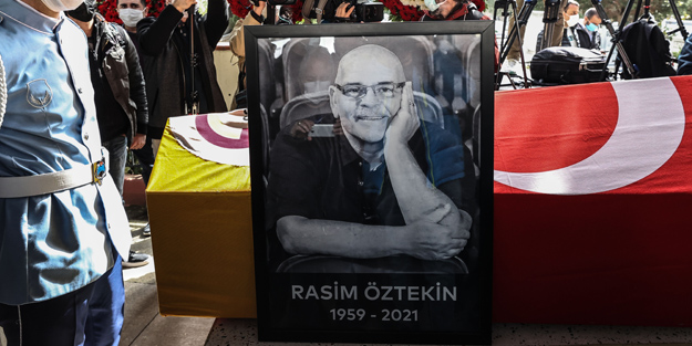Usta oyuncu Rasim Öztekin son yolculuğuna uğurlandı