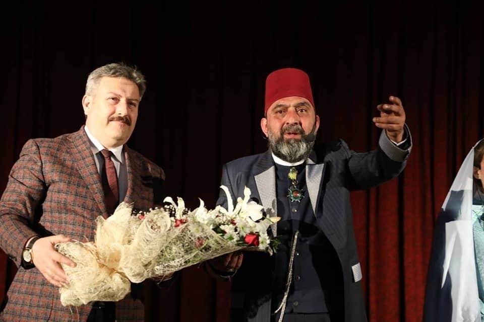 “Usta” Oyununa Büyük İlgi 