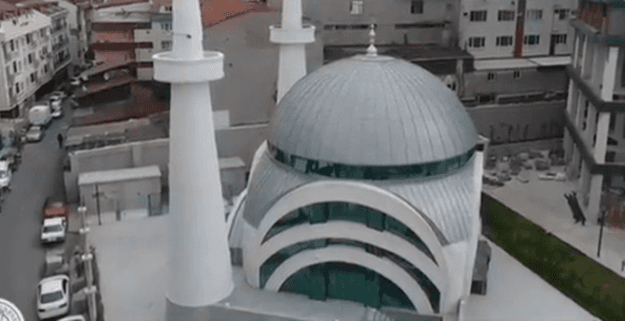 Utancından gidemez ama…CHP'li Tuncay Özkan'a cami açılışı daveti