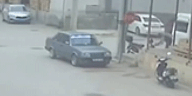 Utanmaz rezil! Kameraya yakalandı