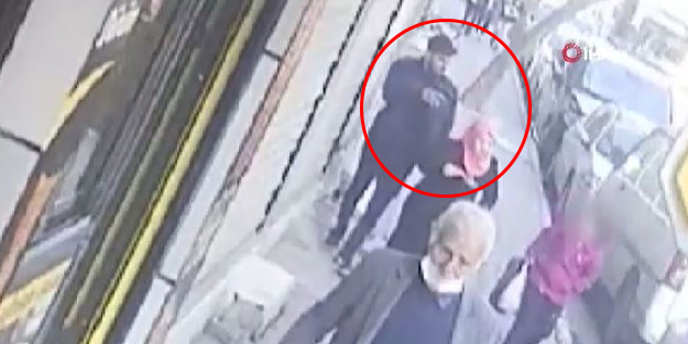 Üvey annesini sokak ortasında öldürdü! Dehşet anları kamerada