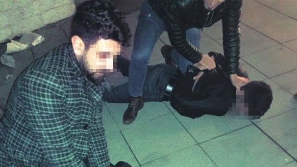 Uyanık vatandaş yaşlı kadından şüphelenince olay çözüldü!