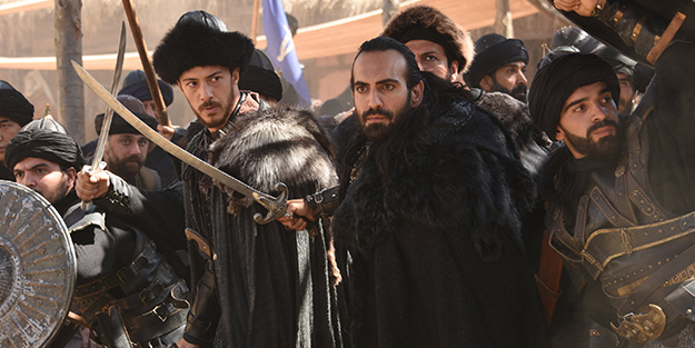 Uyanış Büyük Selçuklu'da beklenmedik ayrılık! Diziden resmen ayrıldı