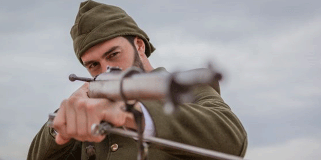 Uyanış Büyük Selçuklu'da fütuhat devri şaha kalkıyor! Pabuçları dama atacak