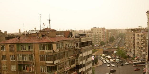 Uyarı geldi: Diyarbakır ve Mardin'i toz bulutu kapladı!