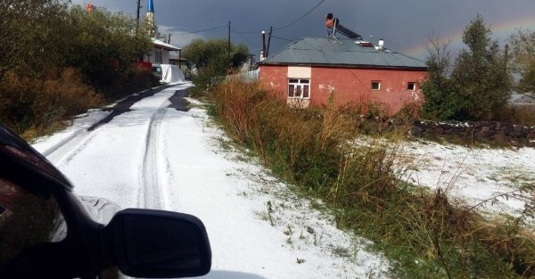 Uyarı yapılmıştı! Kent beyaza büründü