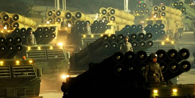 Uydu görüntülerinde ortaya çıktı! Silahları hazırlıyorlar