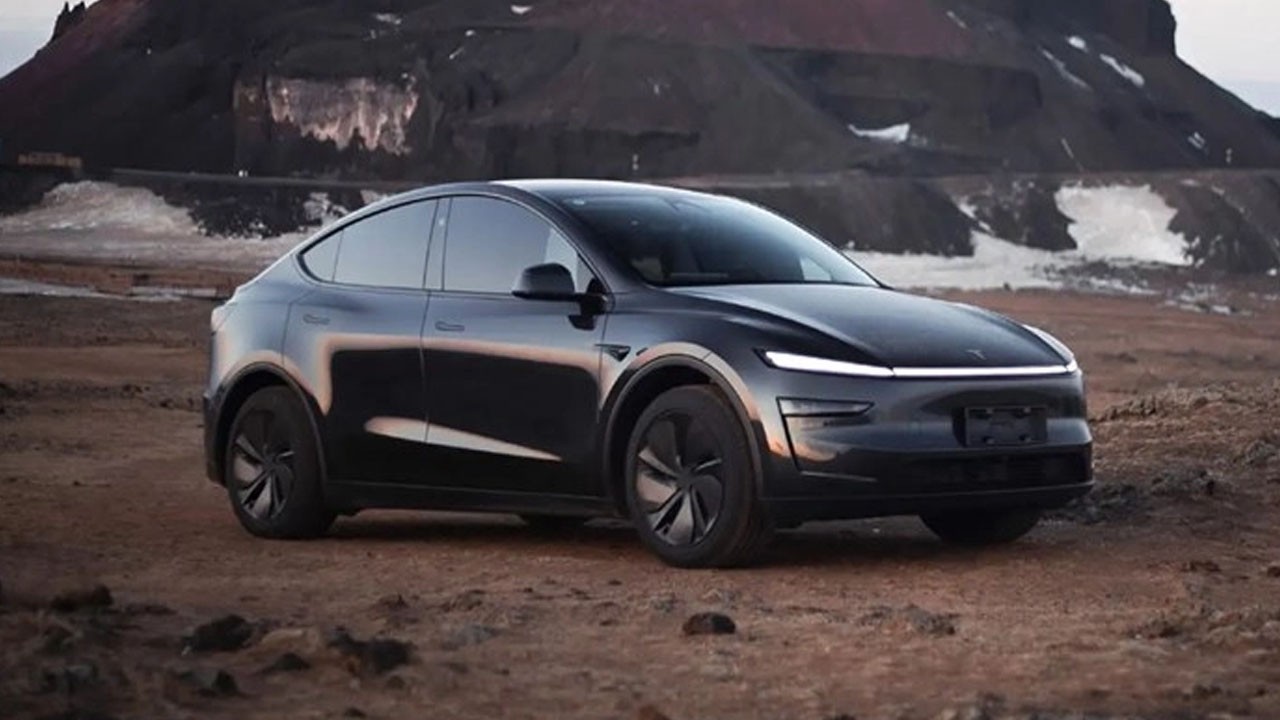 Uygun fiyatlı Tesla Çin’den Model Y geliyor: Geri sayım başladı! Yeni detaylar ortaya çıktı