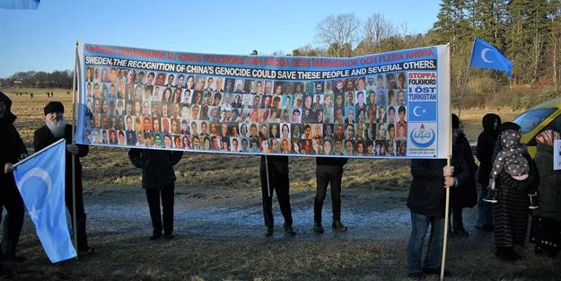 Uygur Türkleri, Pekin Kış Olimpiyatları'nı protesto etti