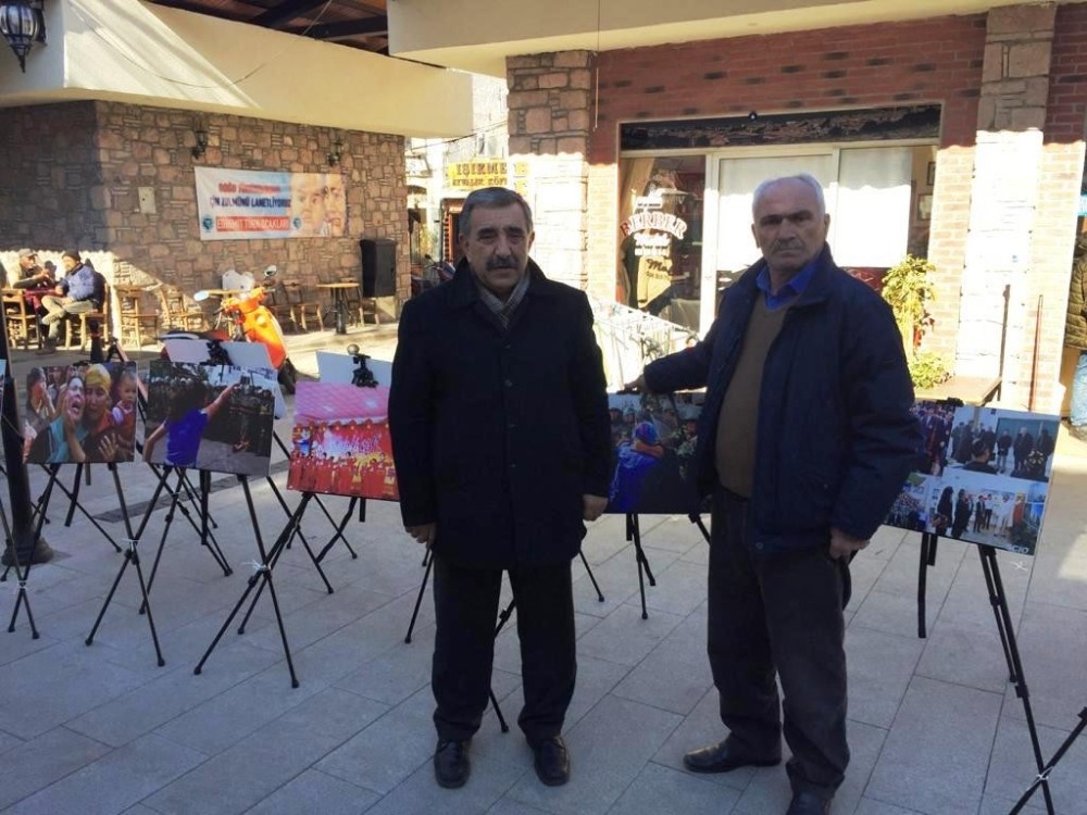 Uygur Türklerine yapılan zulüm fotoğraflarla sergilendi 