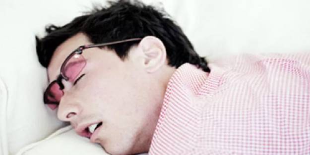 Uyku sırasında solunumuz durabilir, tedavi edilmesi gerekiyor