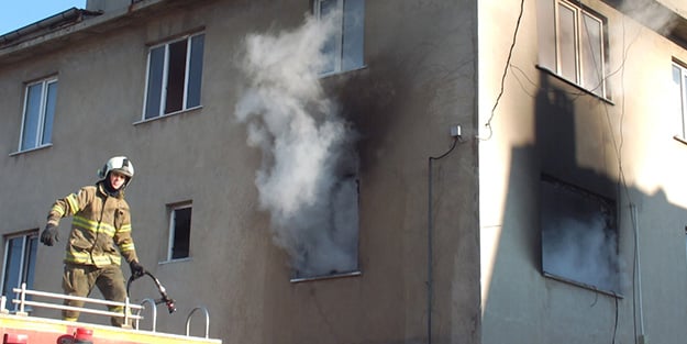 Uyuşturucu 17 yaşındaki gencin gözünü böyle kararttı!