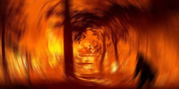 Uyuşturucu bağımlısı ormanlık alanı ateşe verdi