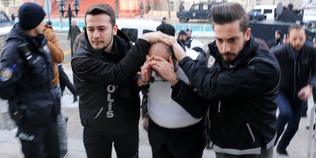 Uyuşturucu baronu böyle adliyeye getirildi