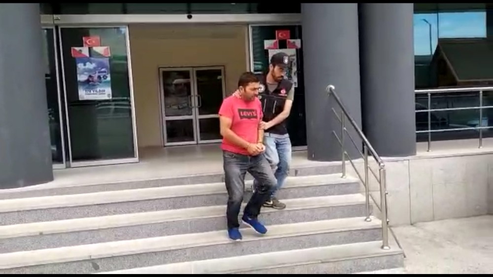 Uyuşturucu hapları satamadan yakalandı 
