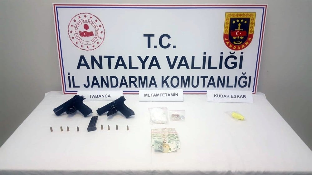 Uyuşturucu ile yakalanan şahıs adli kontrol şartıyla serbest bırakıldı 