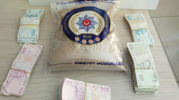 Uyuşturucu kuryelerine operasyon: 2 kişi gözaltında