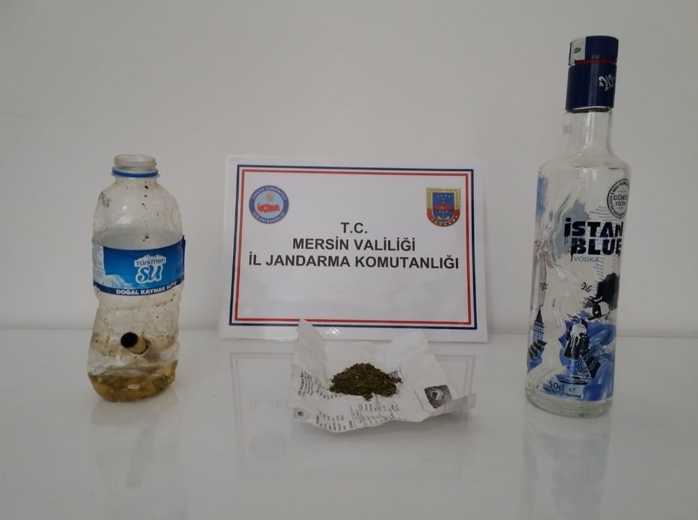 Uyuşturucu madde kullanan 4 kişi yakalandı 
