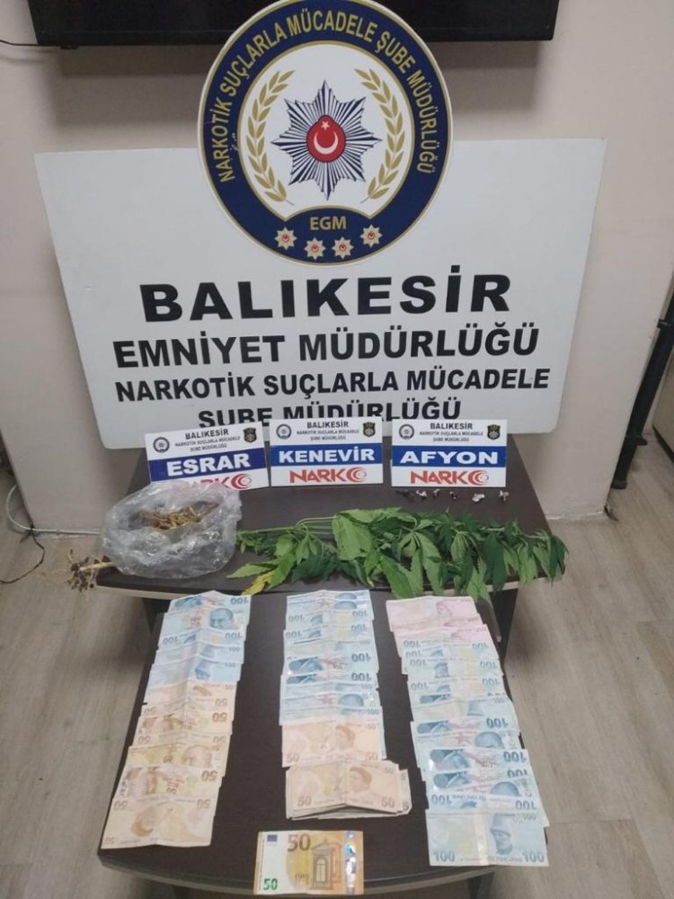 Uyuşturucu madde satan yabancı uyruklu şahıs yakalandı 