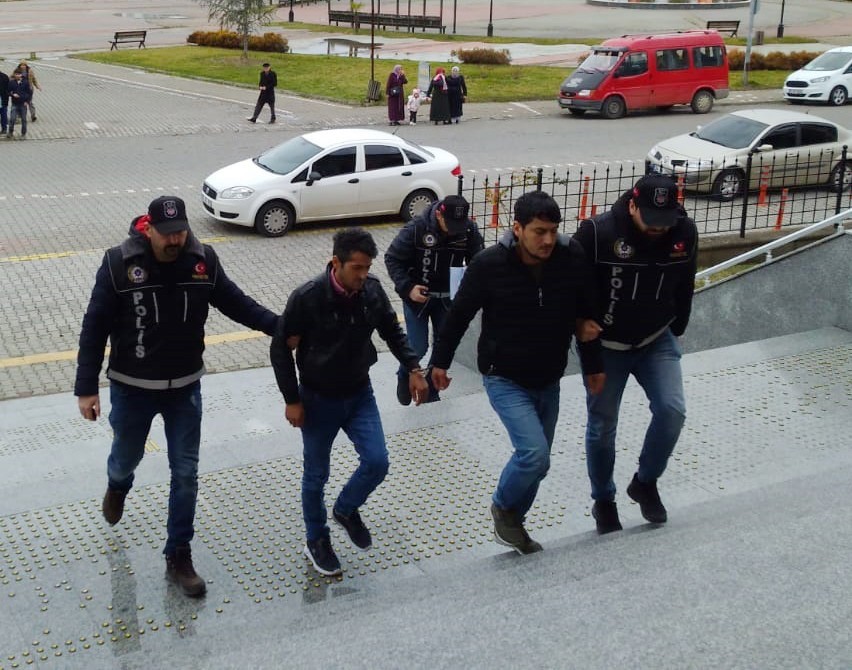 Uyuşturucu operasyonu: 2 gözaltı 