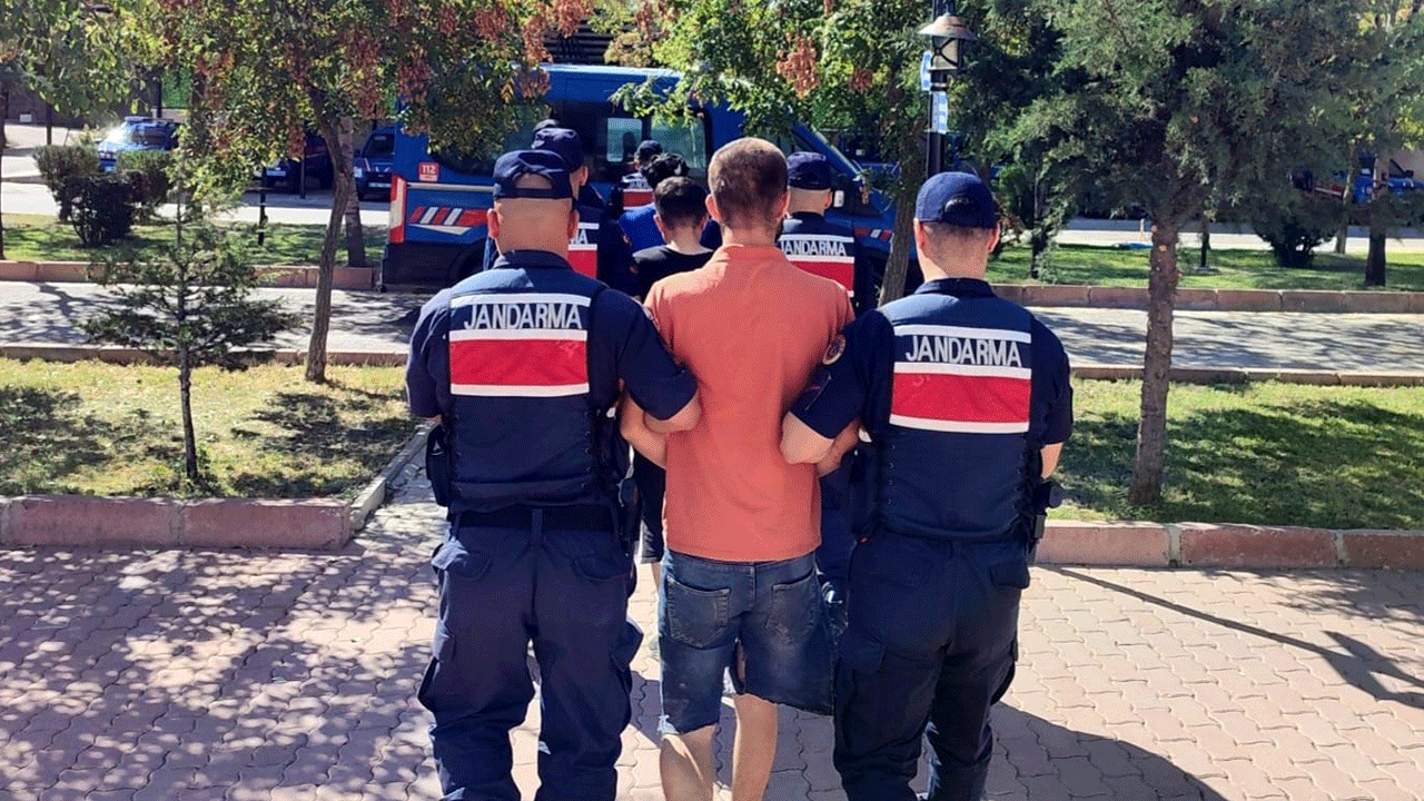 Uyuşturucu operasyonunda 2 tutuklama