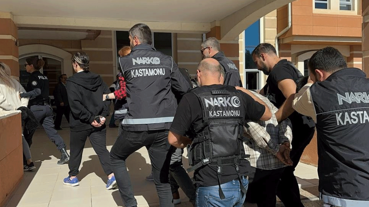 Uyuşturucu operasyonunda 5 tutuklama