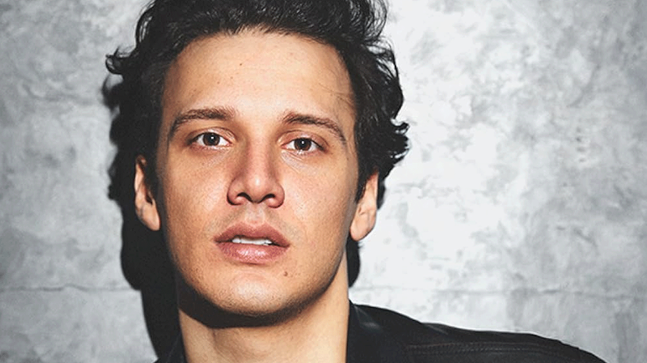 Uyuşturucu operasyonunda aranıyordu: Şarkıcı Edis gözaltına alındı!