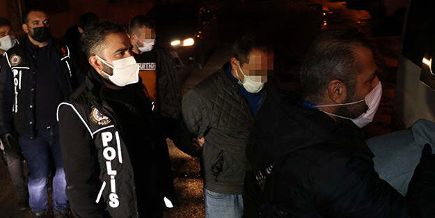 Uyuşturucu partisi düzenlenen eve polis baskını