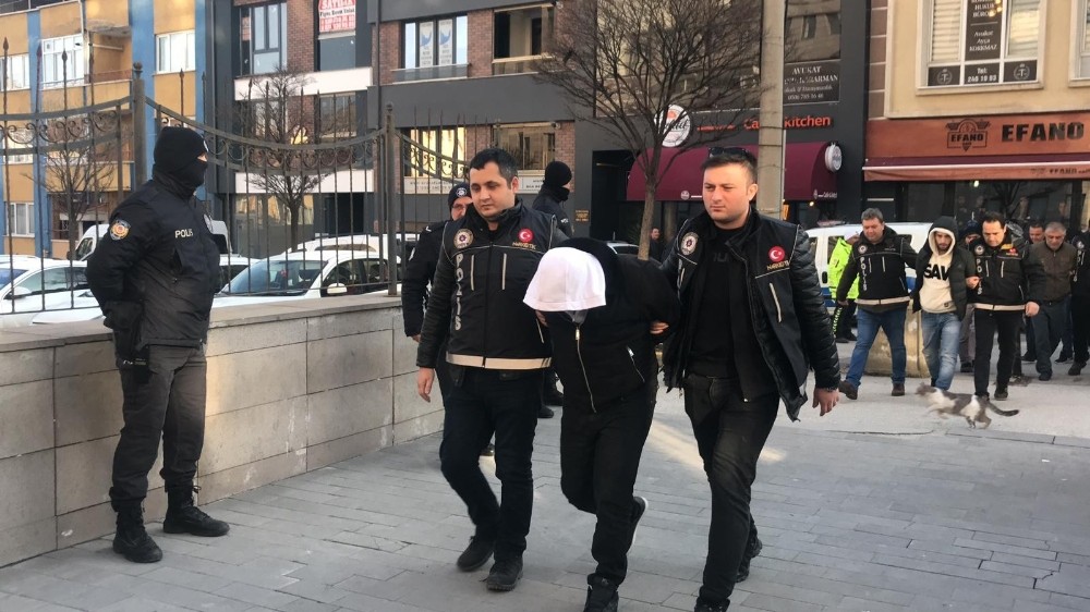 Uyuşturucu satıcılarına büyük darbe 