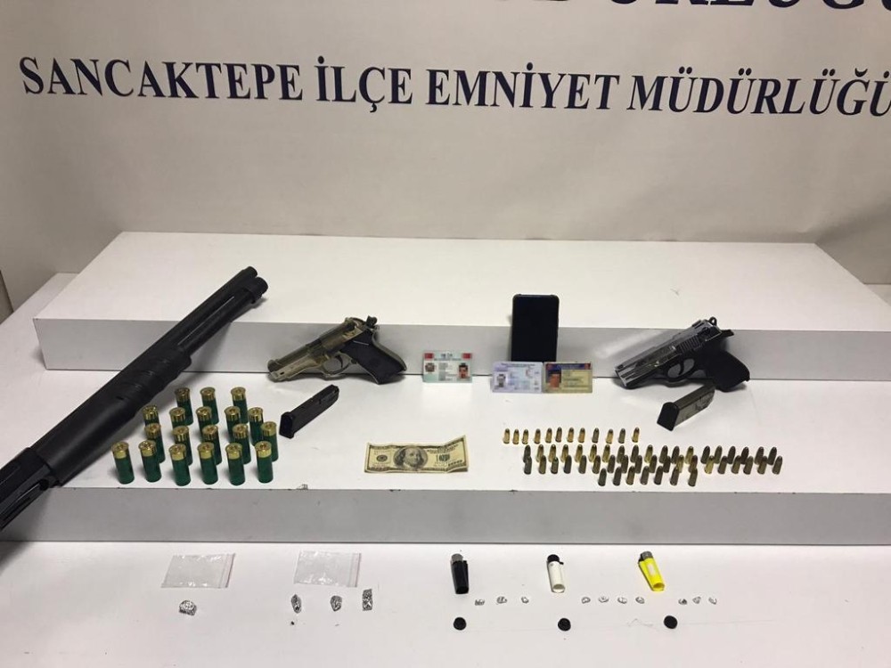 Uyuşturucu satıcısının üzerinden sahte MİT kimliği çıktı 