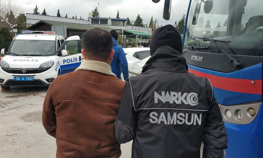 Uyuşturucu ticareti şüphelileri serbest 