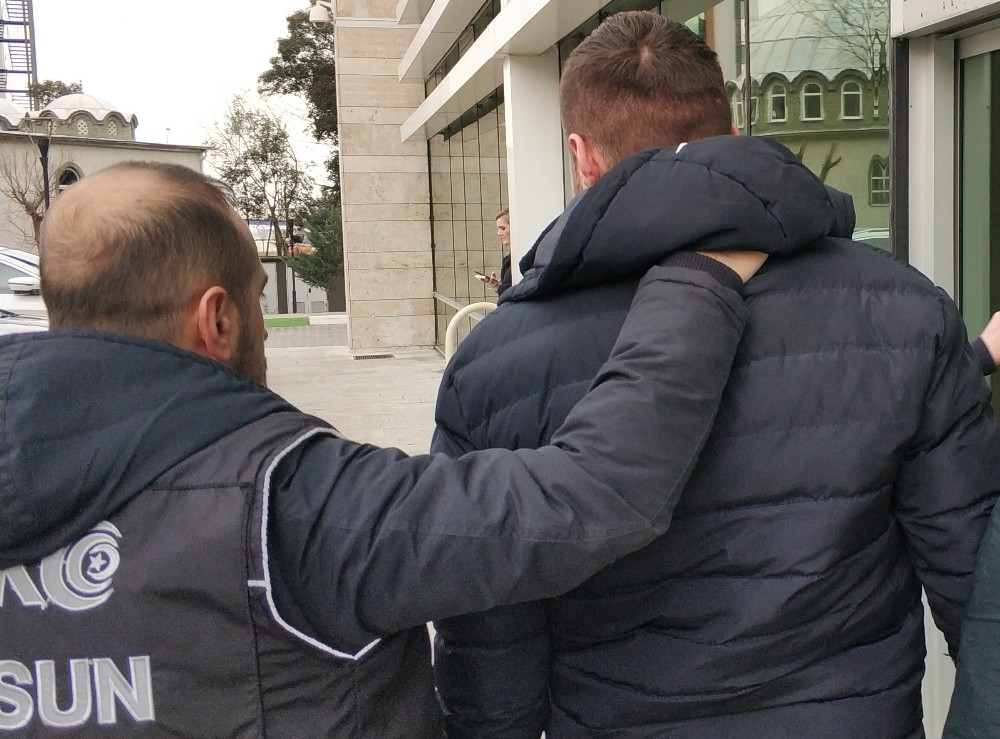 Uyuşturucu ticaretinden 2 kişi serbest bırakıldı 