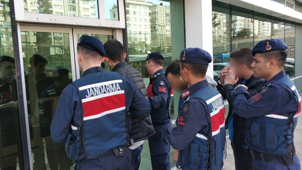Uyuşturucu ticaretinden 3 kişi tutuklandı 
