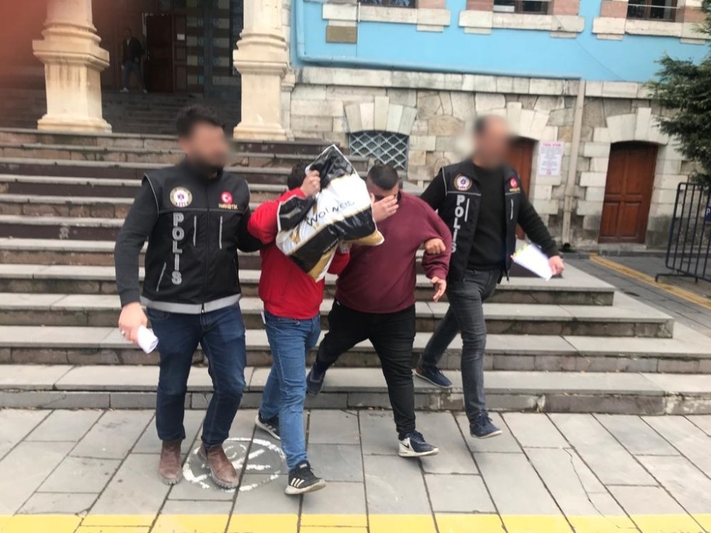 Uyuşturucu ticaretine 2 tutuklama 