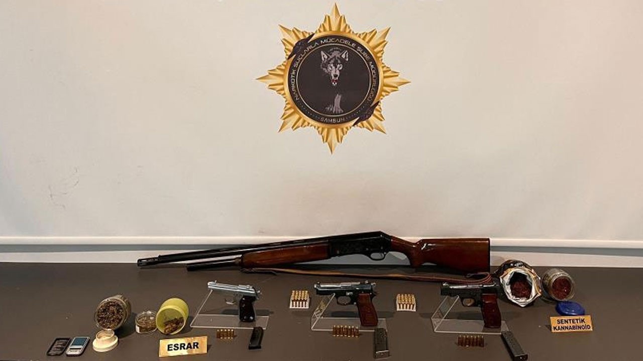 Uyuşturucu ve ruhsatsız silah ele geçirildi