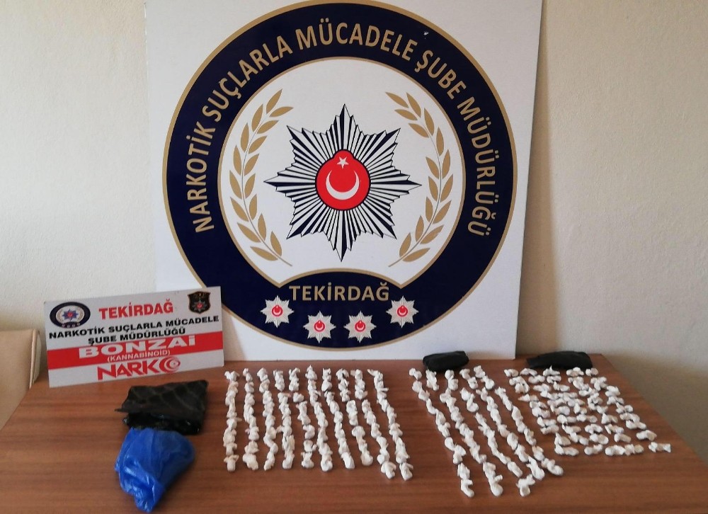 Uyuşturucudan 2 kişi yakalandı, trafoya poşet bırakan motosikletli aranıyor 