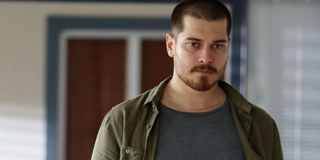 Uyuşturucudan hapis cezası alan Çağatay Ulusoy kimdir?