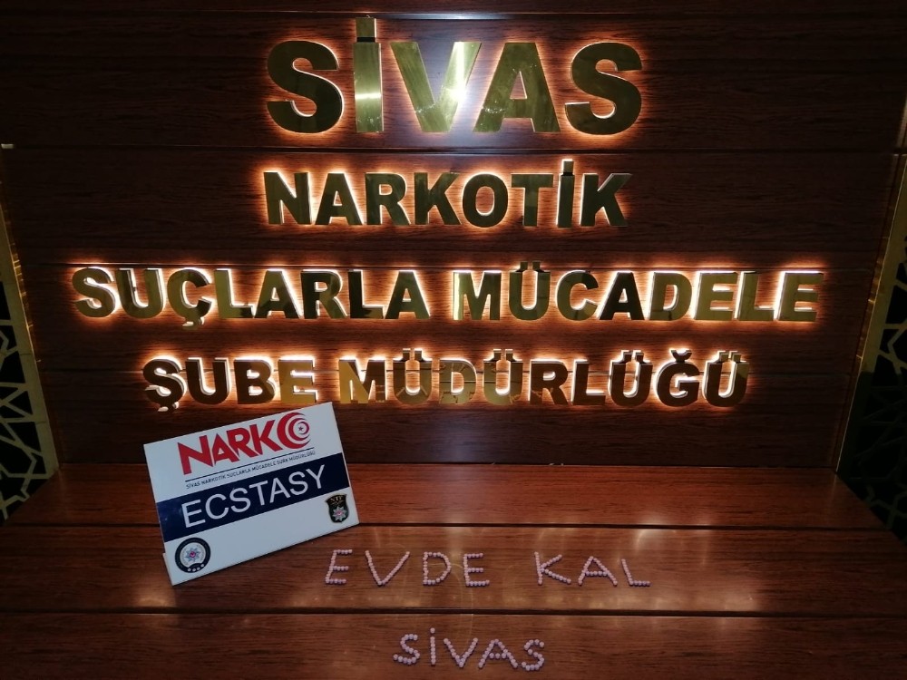 Uyuşturucuya 3 tutuklama 