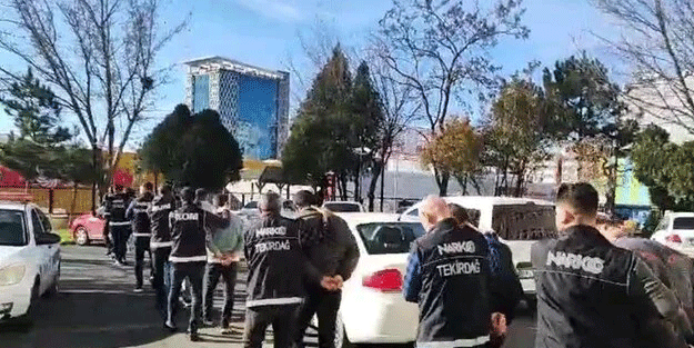 Ne şaka ne de fıkra! ‘Uyuşturucuya hayır’ diyen ahlaksız bakın kim çıktı