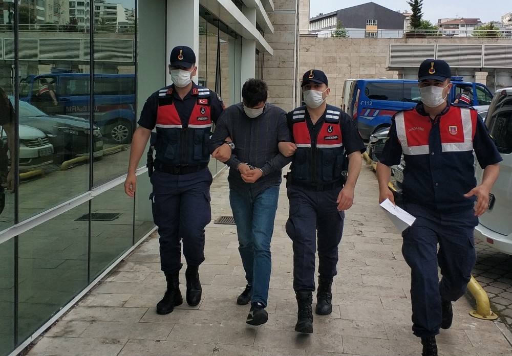 Uyuşturucuyla yakalanan genç gözaltına alındı 