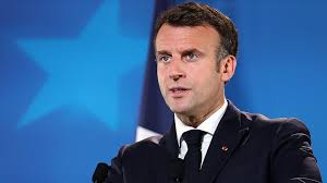 Uyuyan dev uyandı! Macron’a karşı tekrar harekete geçtiler