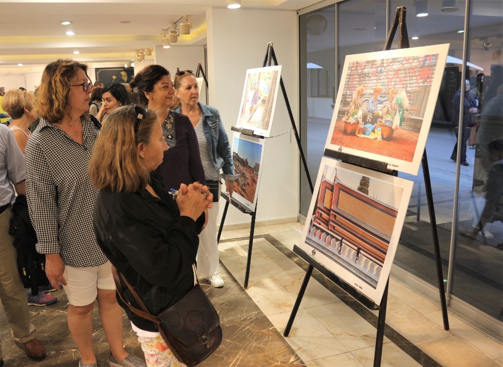 Uzakdoğu’yu fotoğraflayıp Marmaris’te sergilediler 