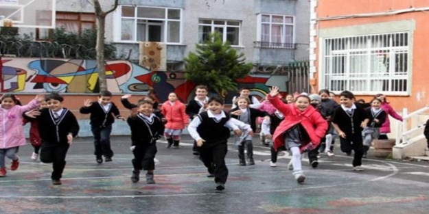 Uzaktan eğitim nasıl yapılacak? MEB uzaktan eğitim sistemi nasıl belirlendi?