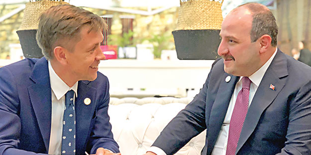 ‘Uzay Ajansı’na Rusya’dan destek